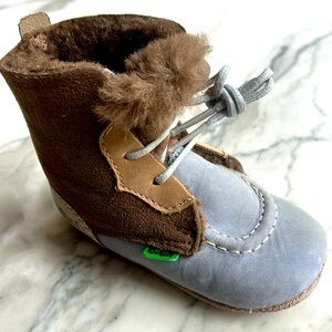 Beautiful new born boots